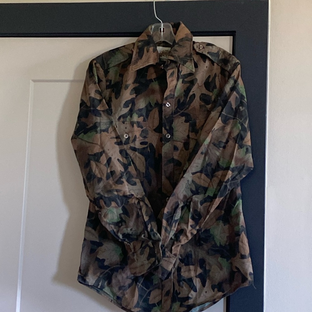 Kelly Kamo Tru-Leaf Vintage Camo Long Sleeve Button Up Shirt